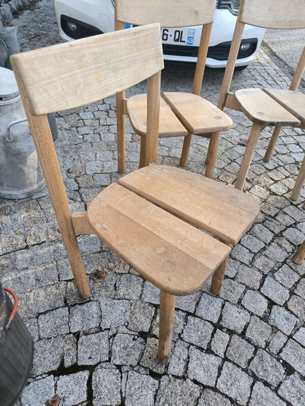 Série de 4 chaises modèle grain de café par pierre gautier delaye 1965
