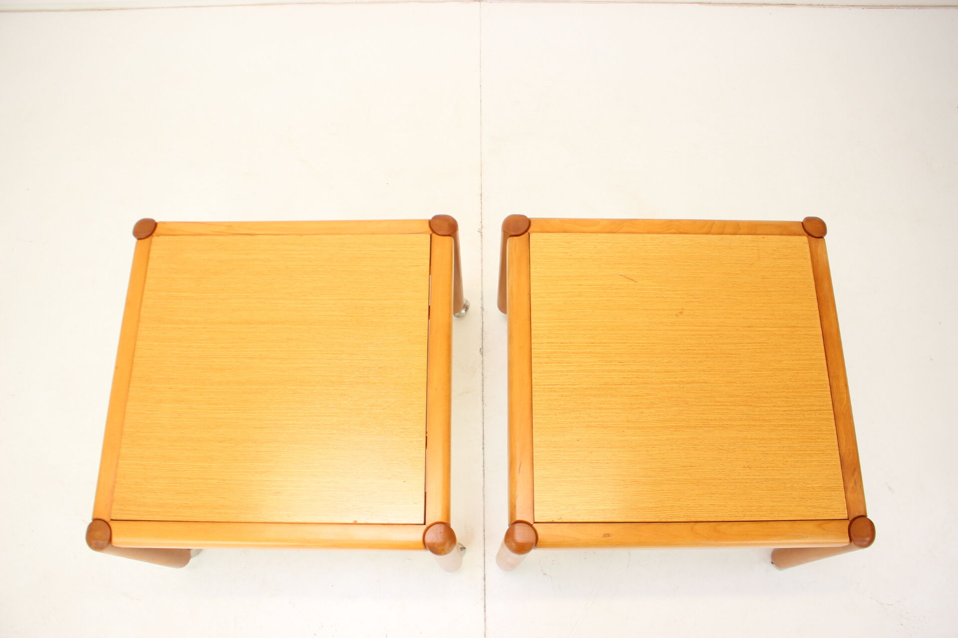 1970s Mobile Conference Table, Manufacturer - TON, Czechoslovakia