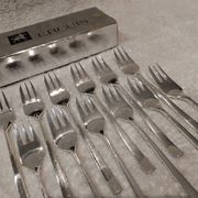 12 fourchettes à gateaux métal argenté orfèvre Ercuis Horizon 14,9cm