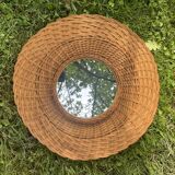 Large vintage mirror 1970 in woven wood, wicker rattan diameter 54 cm