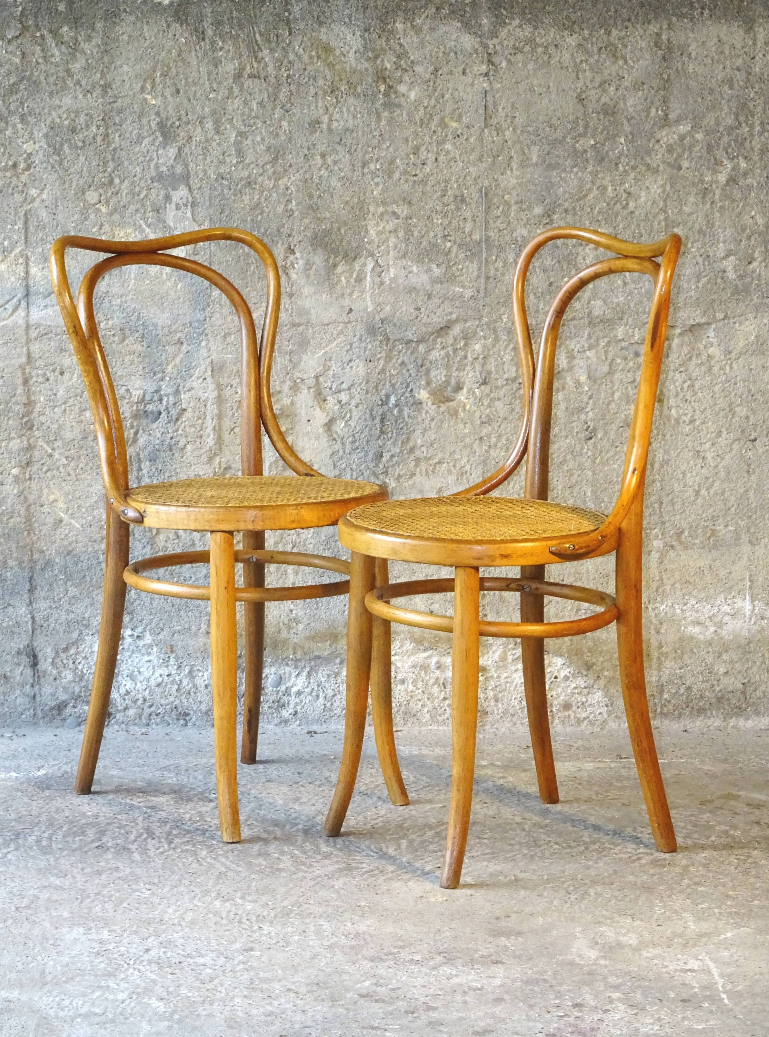 Kohn bistro chair No. 55 circa 1910, not Thonet.