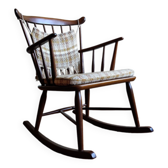 Chaise berçante par Børge Mogensen