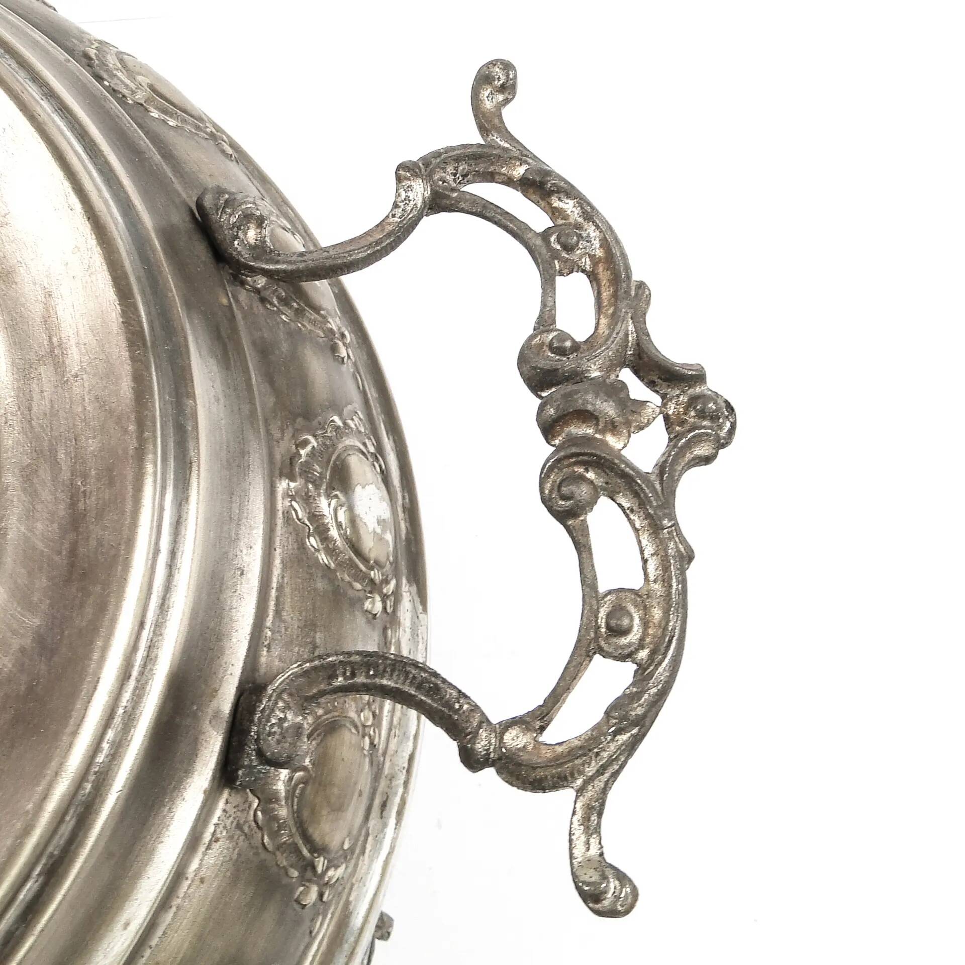 Plat d'apéritif Art Nouveau, Suède, début du 20e siècle