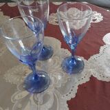 Flûte et verre à pied