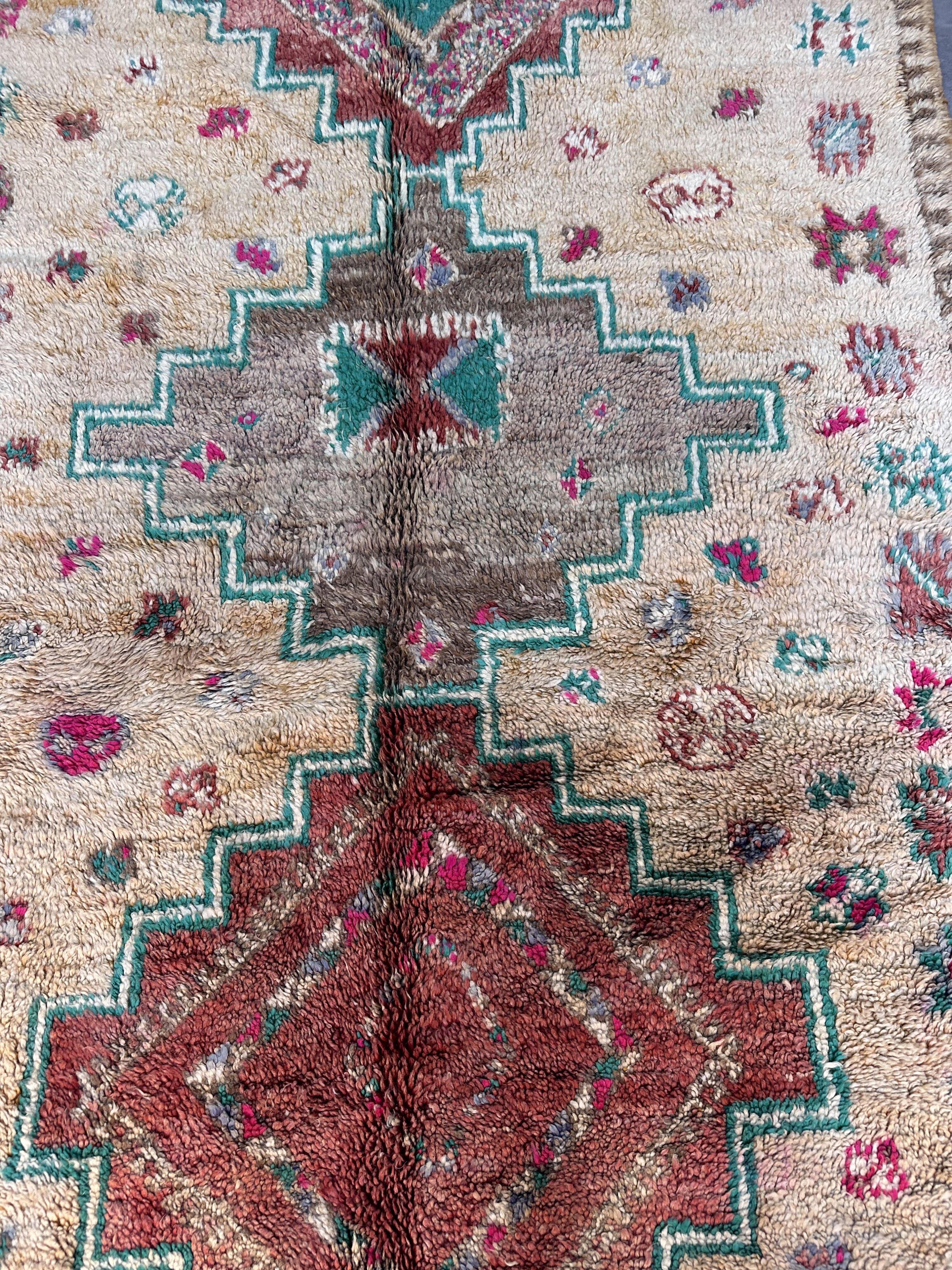 Moroccan carpet - 175 x 362 cm