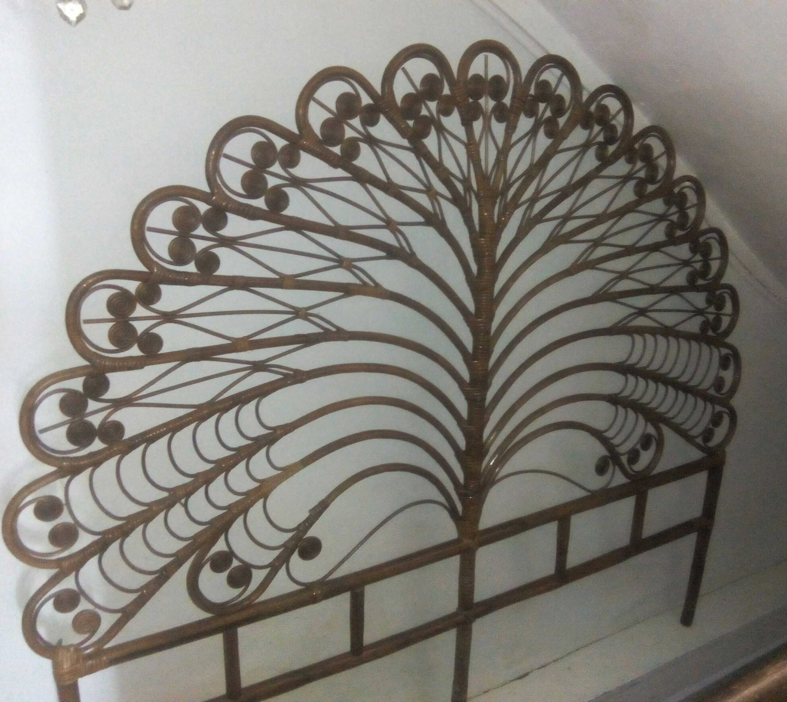 2-seat peacock rattan headboard
