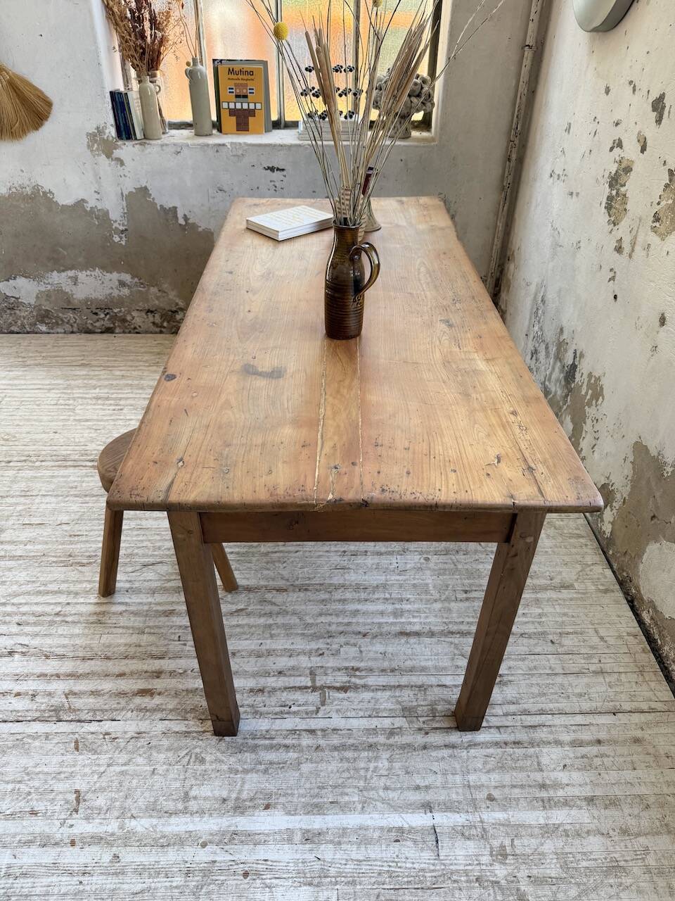 Cherry farmhouse table 1m8