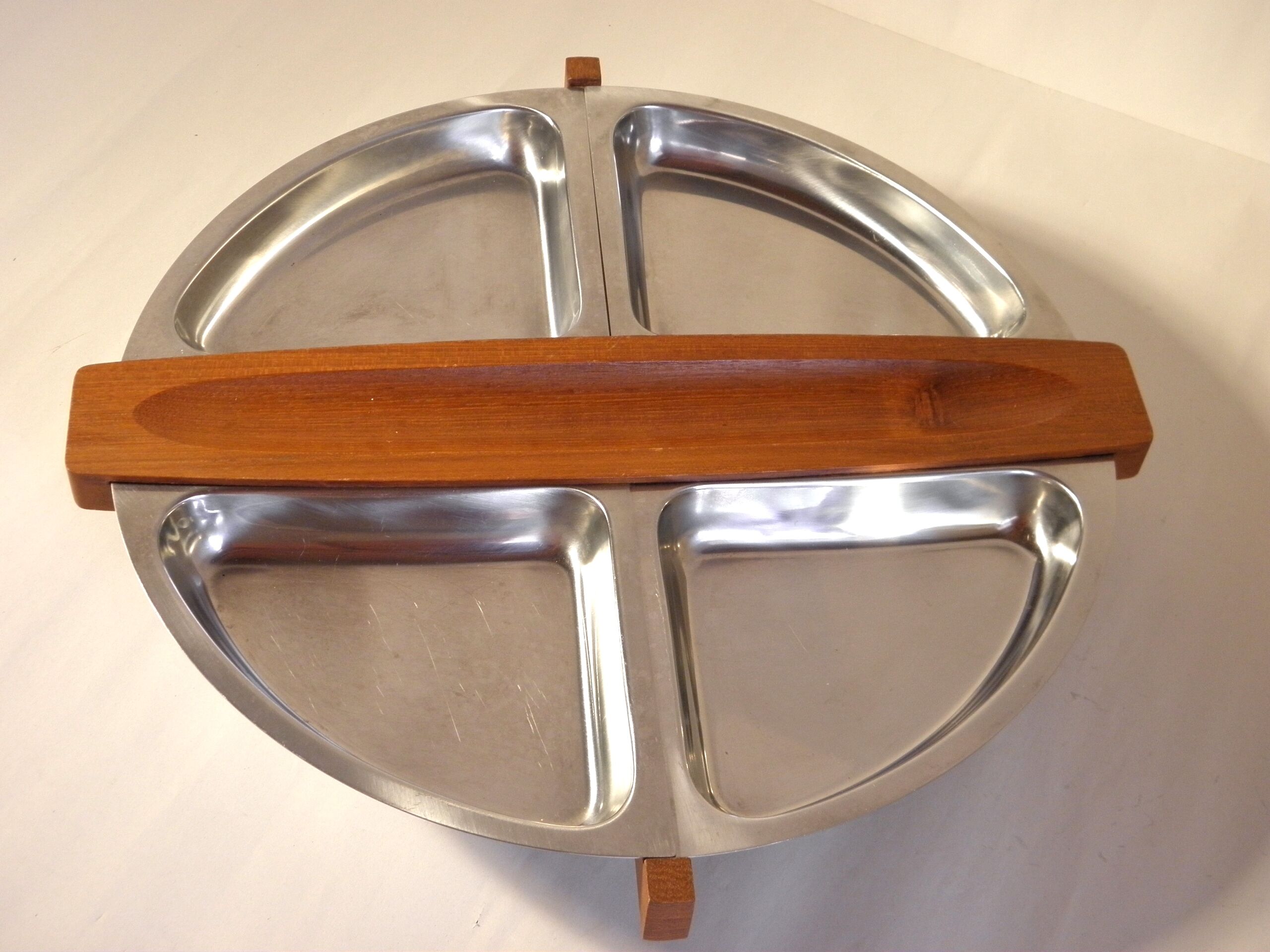 Stainless steel and teak aperitif tray