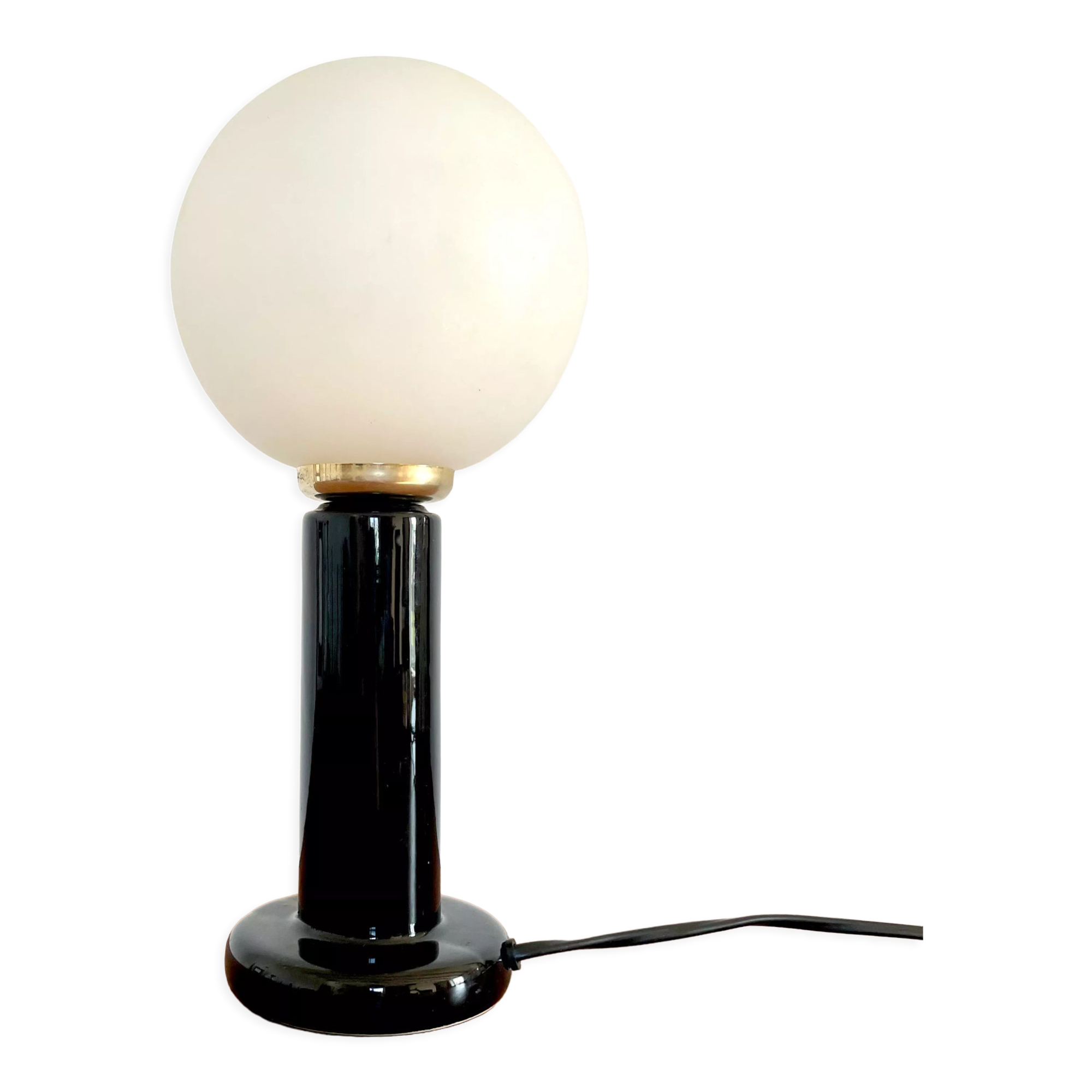 Ceramic foot lamp and globe