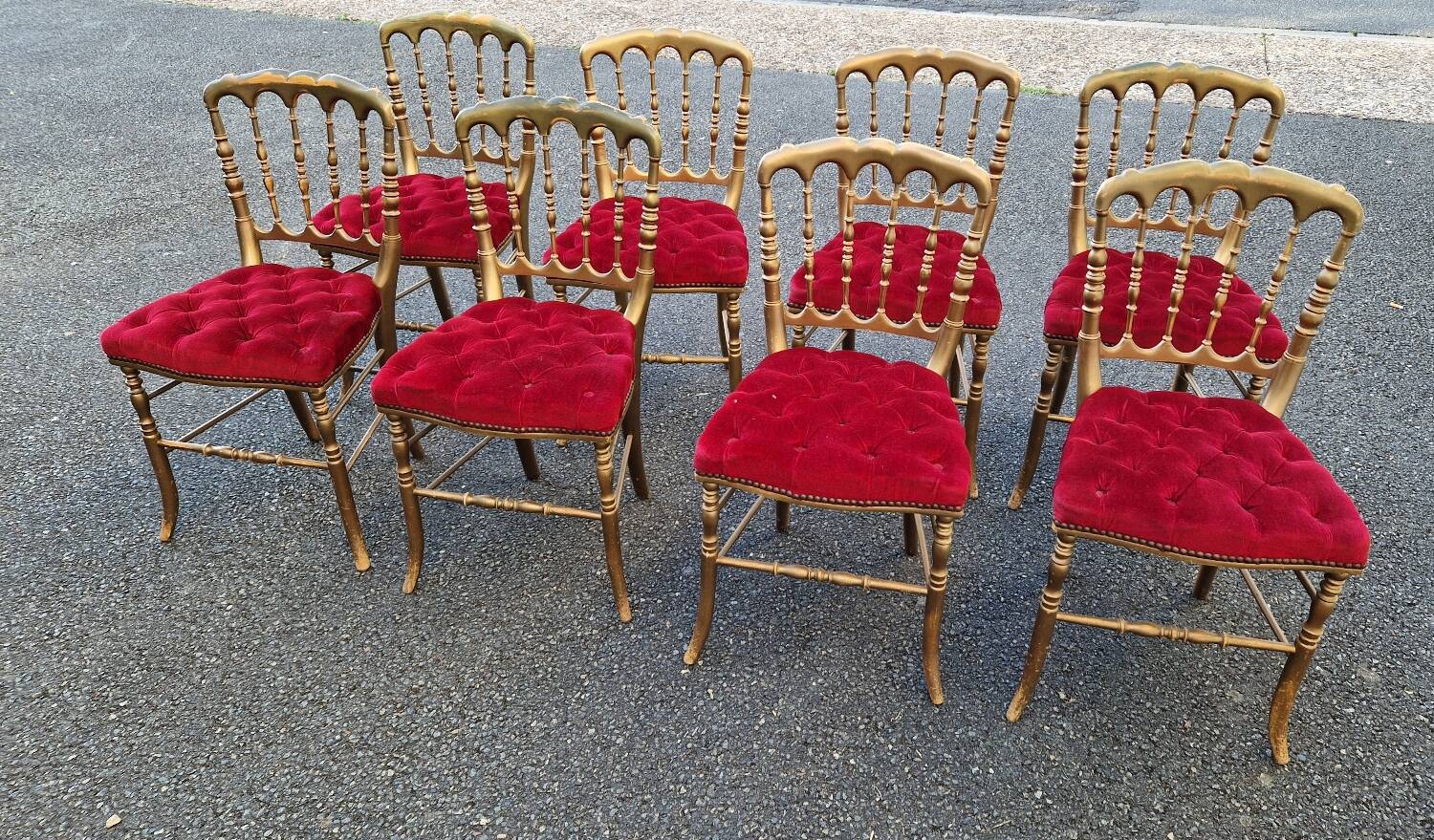 8 theater chairs