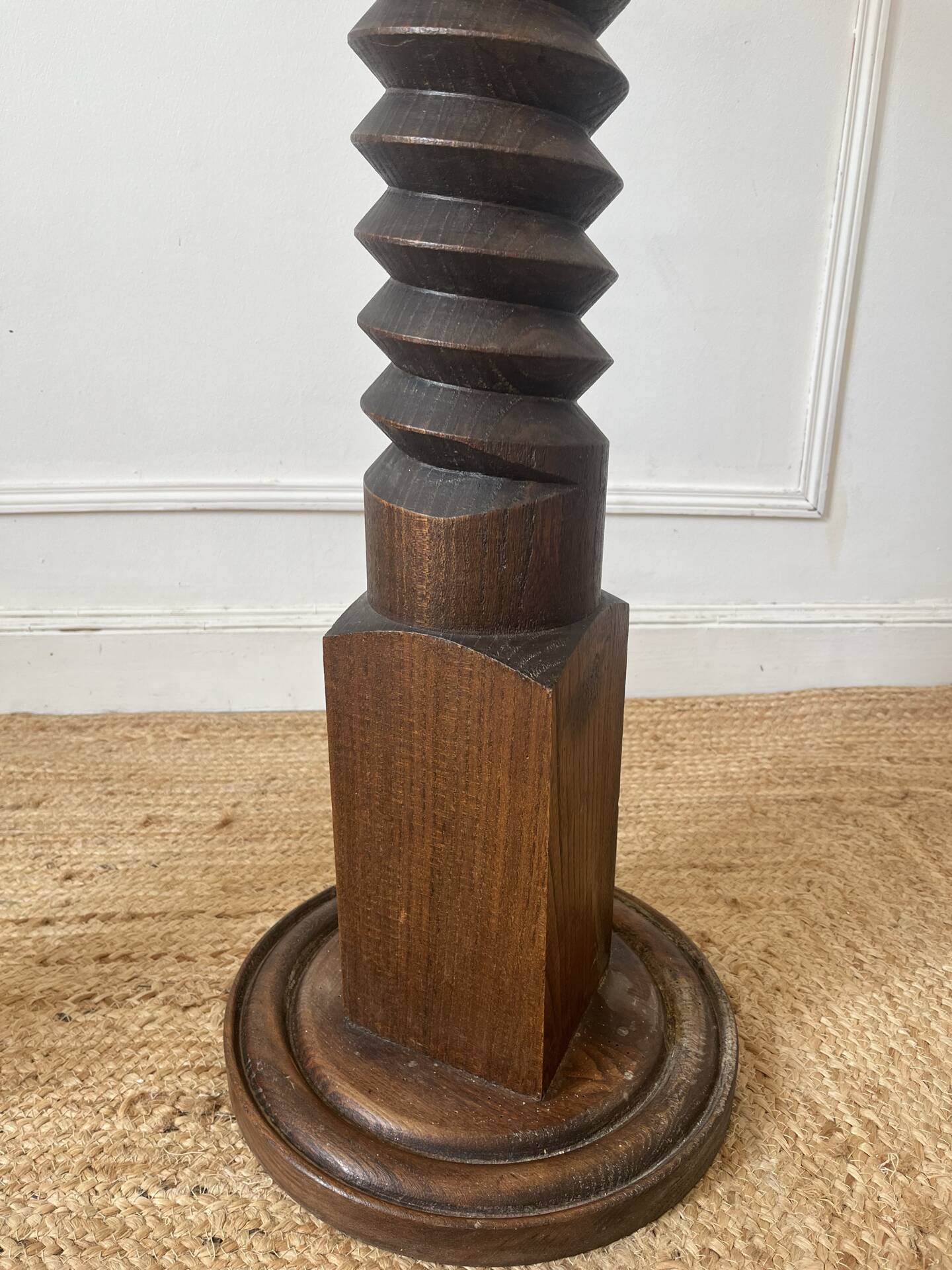 Column support screw for wooden press