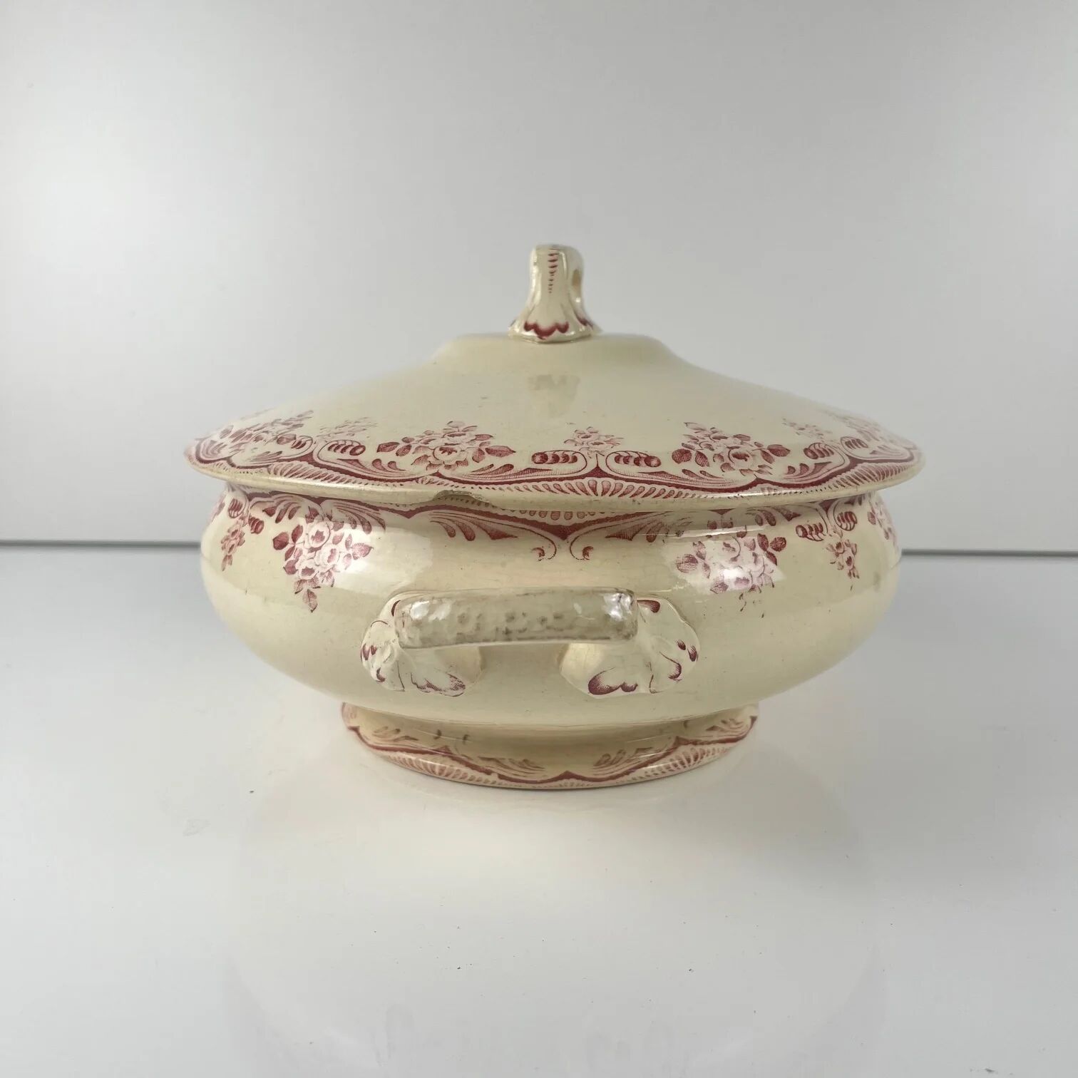 Soupière terre de fer Choisy le roi, faïence d'art, H.Boulenger & cie., bordeaux, XIXème siècle