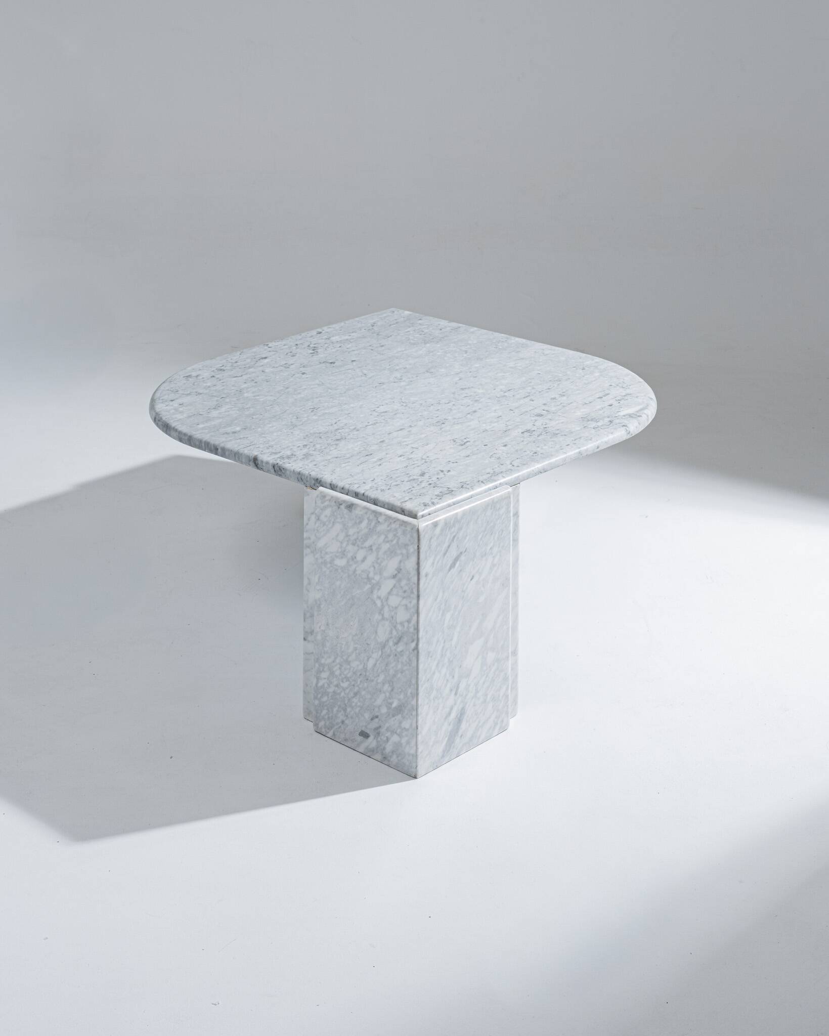 Table basse goutte en marbre gris, 1980s