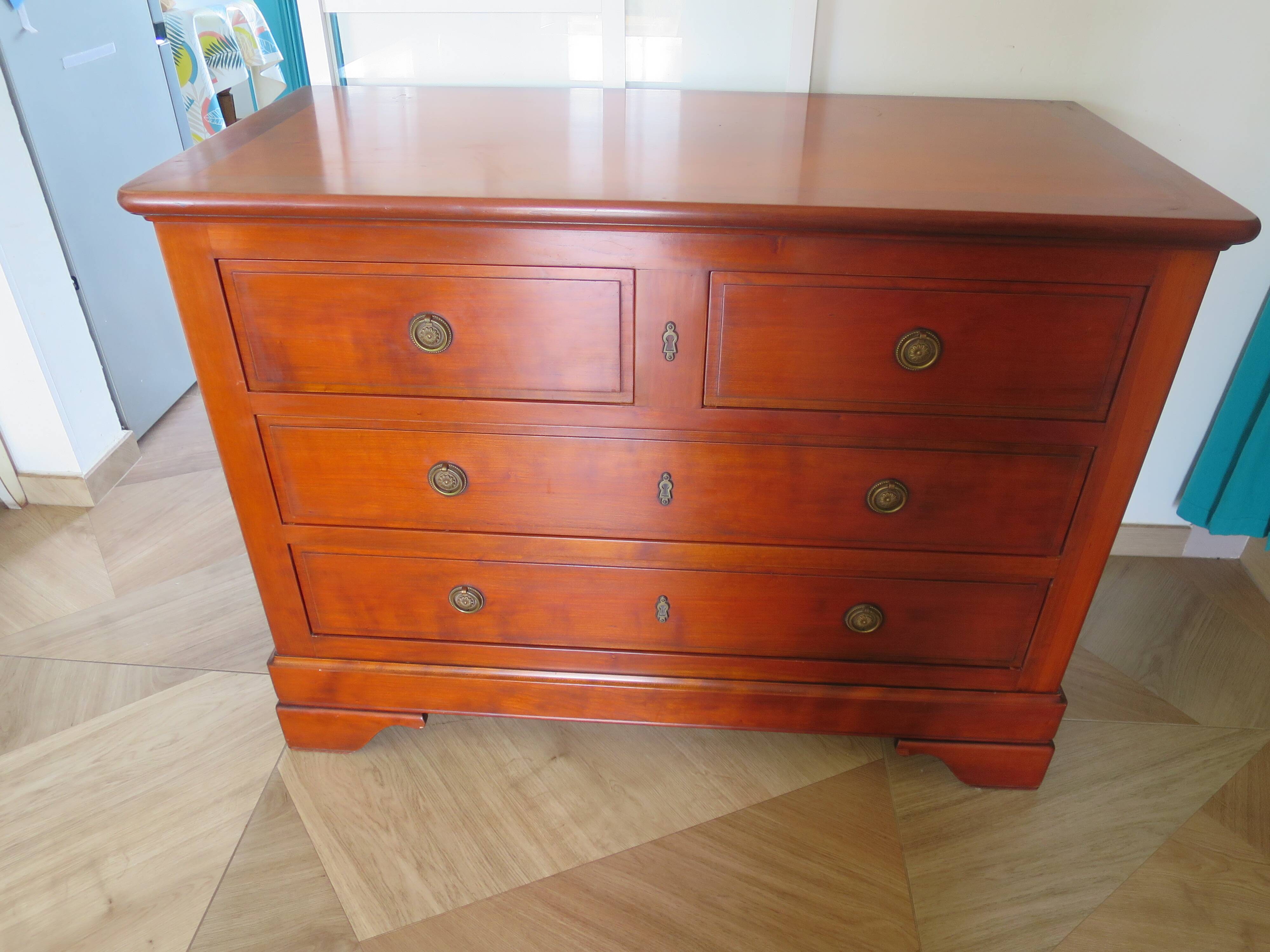 Antique - chest of drawers - 4 drawers - solid wood - cherry