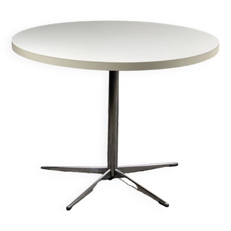 Vintage round dining table, 1960