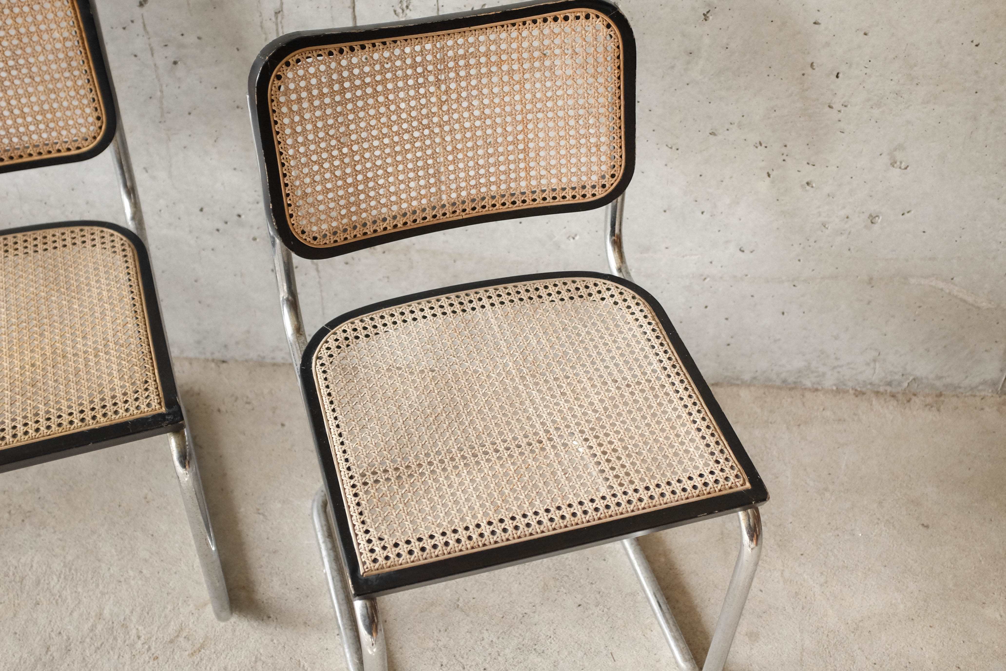 Set of 4 black cesca B32 chairs by Marcel Breuer