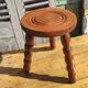 Tabouret tripode vintage en bois
