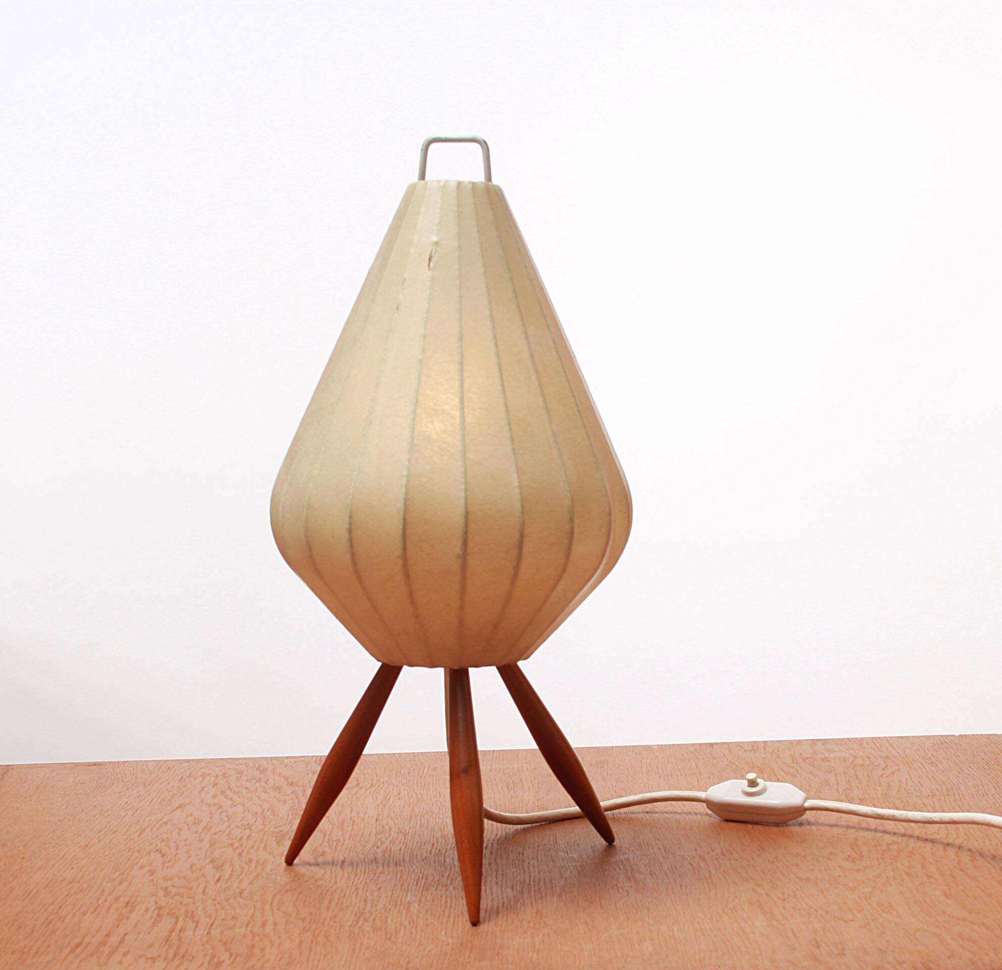 1950s tablelamp in cherrywood and cocoon shape