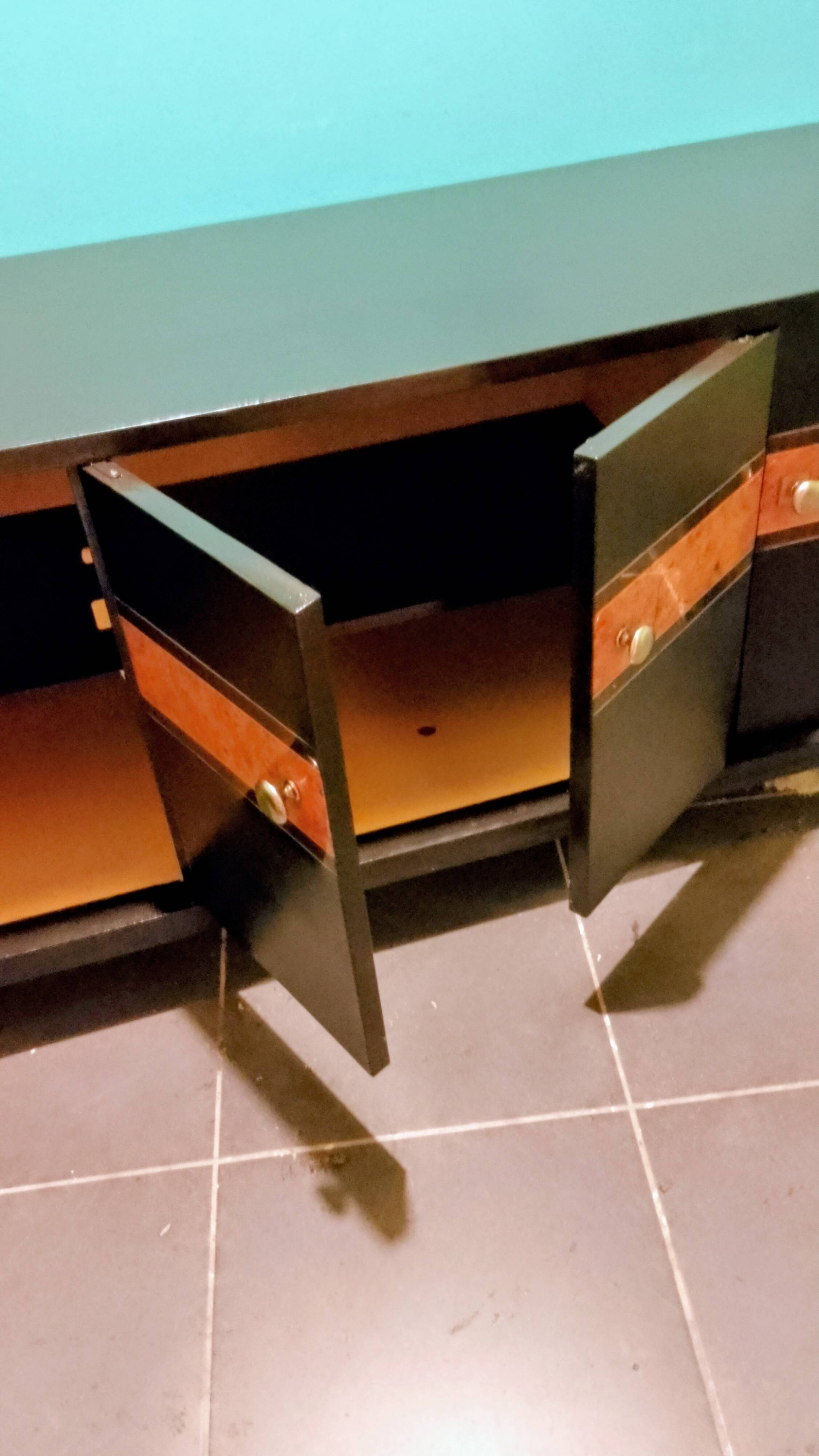 buffet with 4 doors fully restored, keeping its vintage style