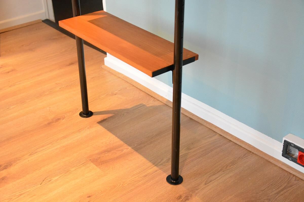 Scandinavian shelves without fixation dating from the 1960s