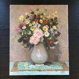 Table bouquet of flowers of the fields