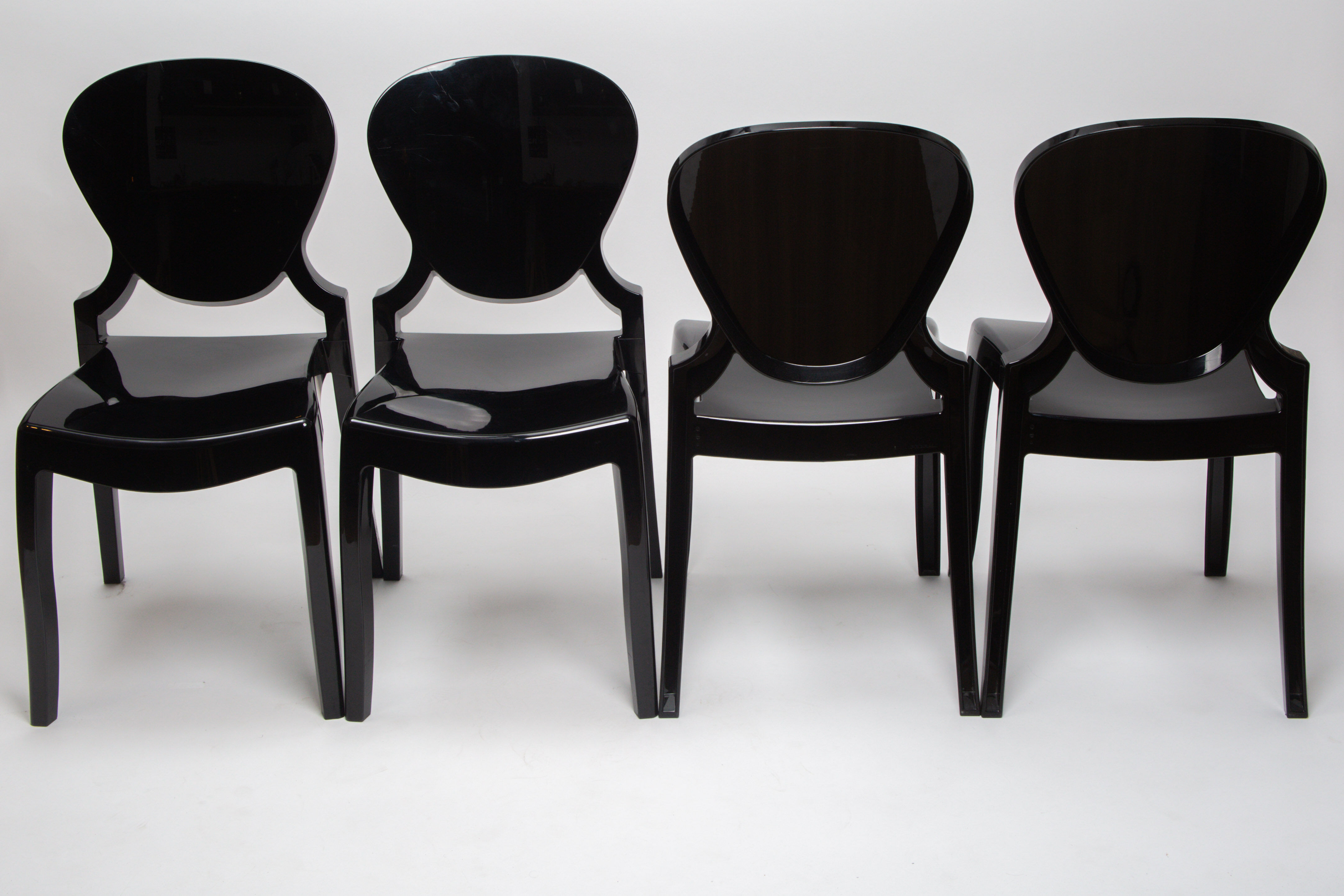 Set of 4 black chairs design Queen by Claudio Dondoli and Marco Pocci