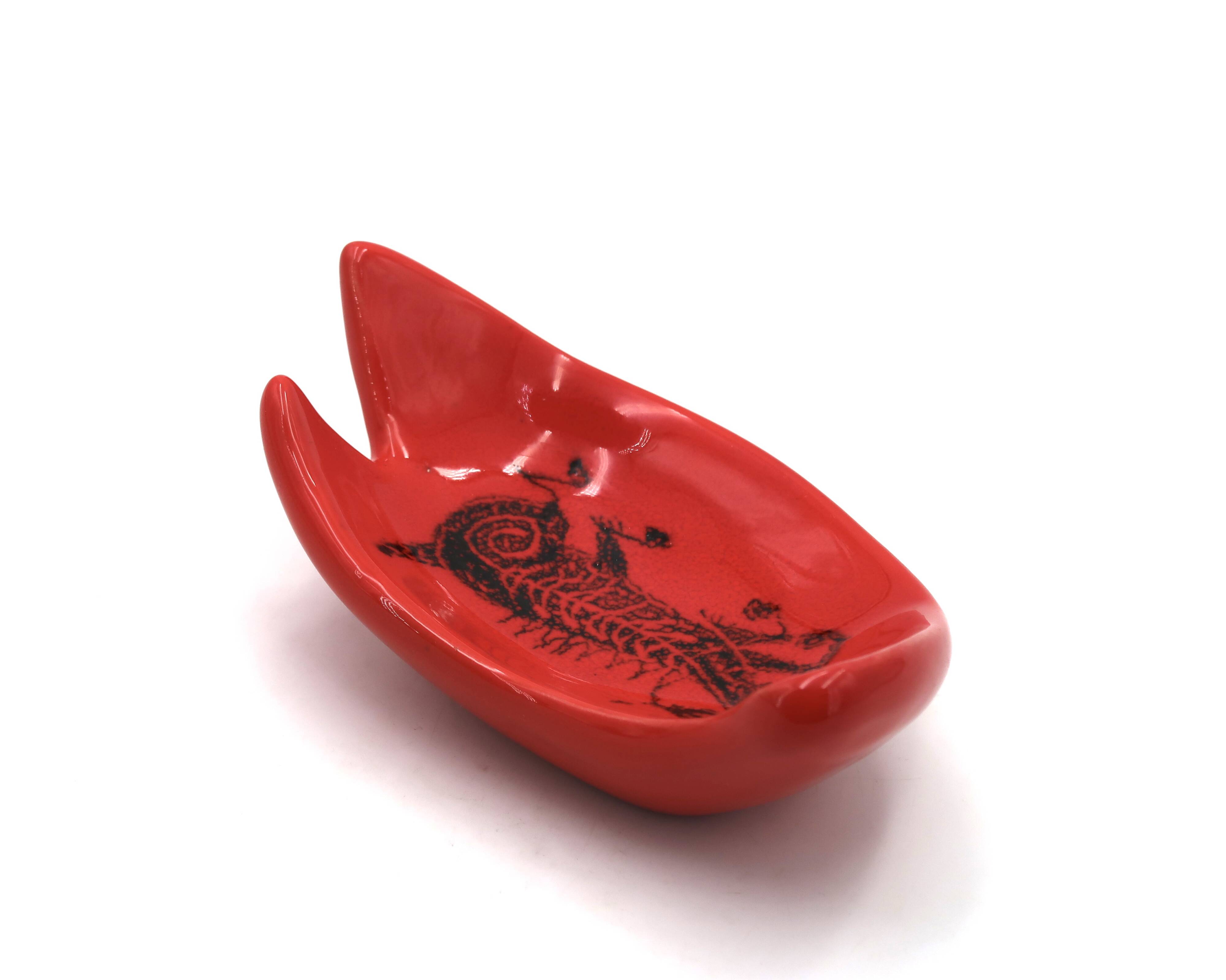 Red ceramic pocket emptier by Jean de Lespinasse, 1960s