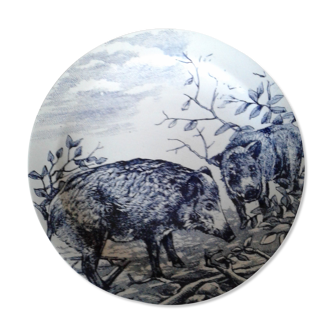 Large hollow dish wild boar motif