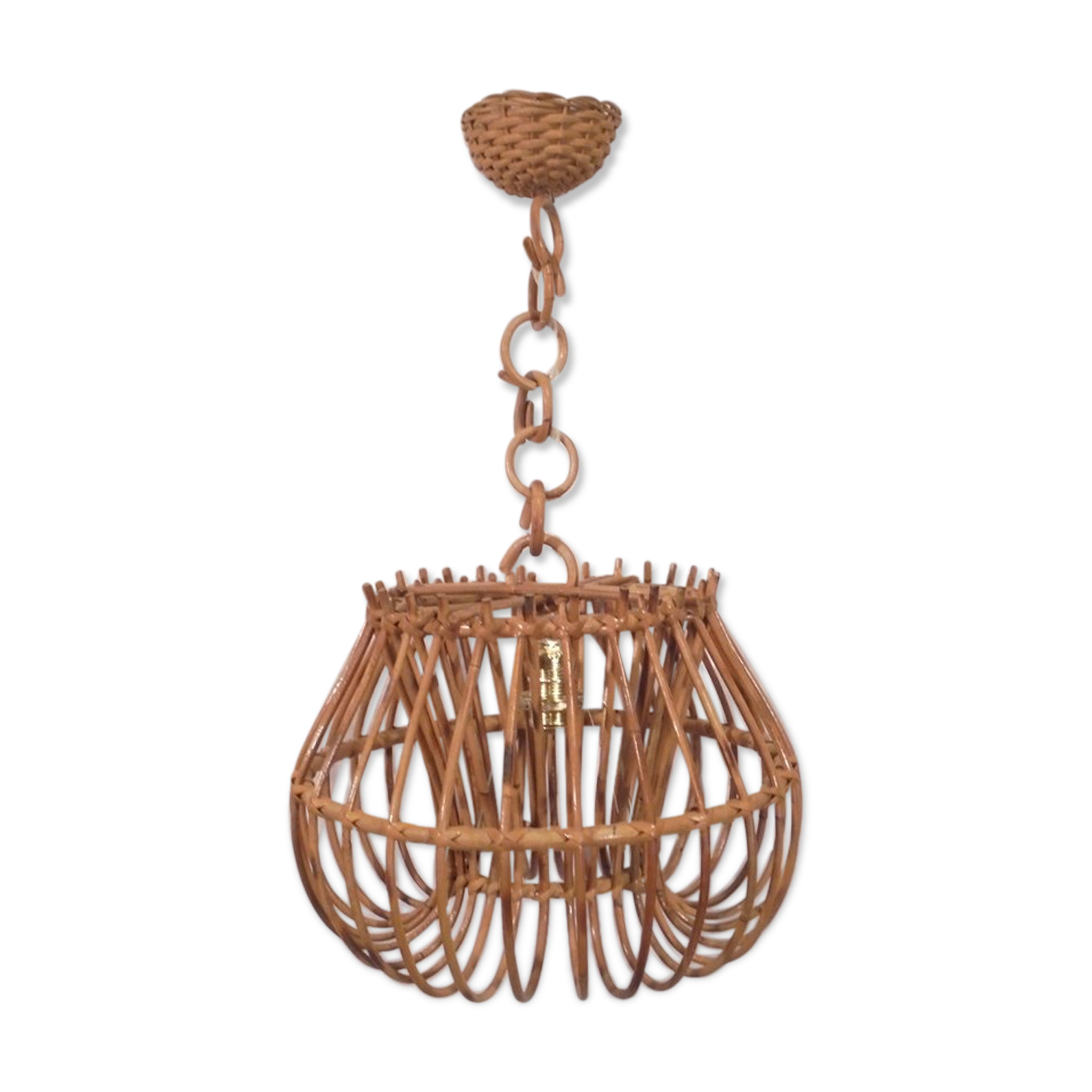 Rattan suspension