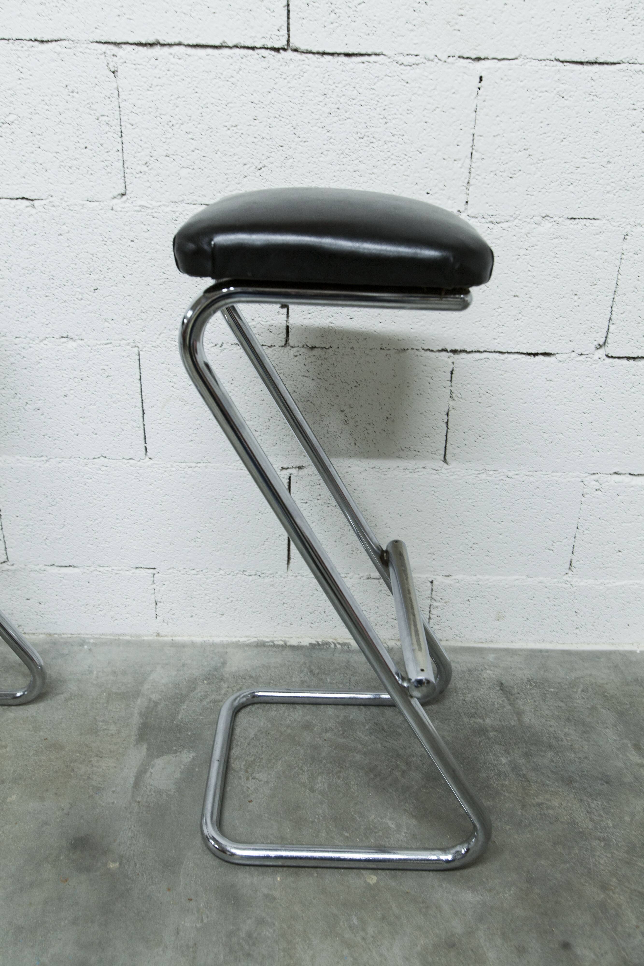 Paire de tabourets 1970 h80 en forme de Z