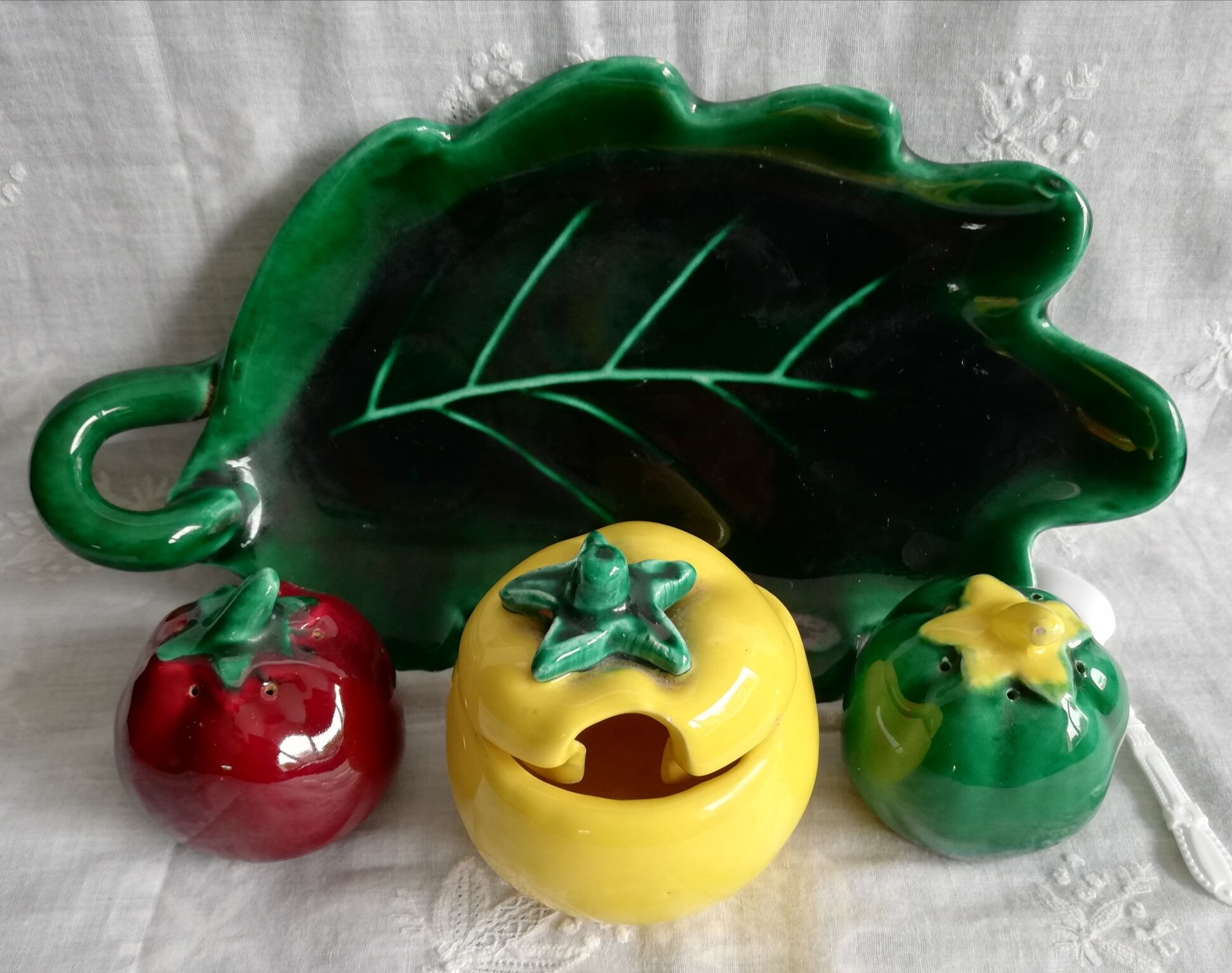 Trio salt, pepper, vintage ceramic mustard