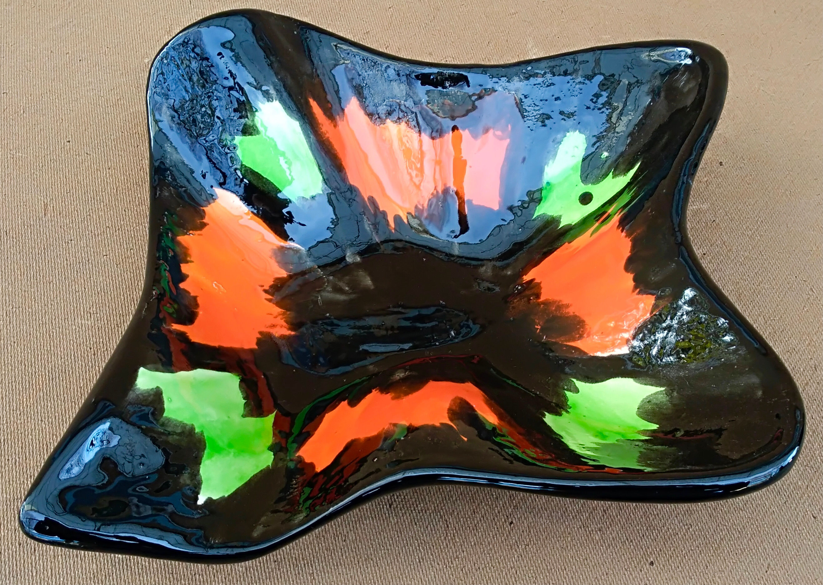 Ceramic fruit cup 60s