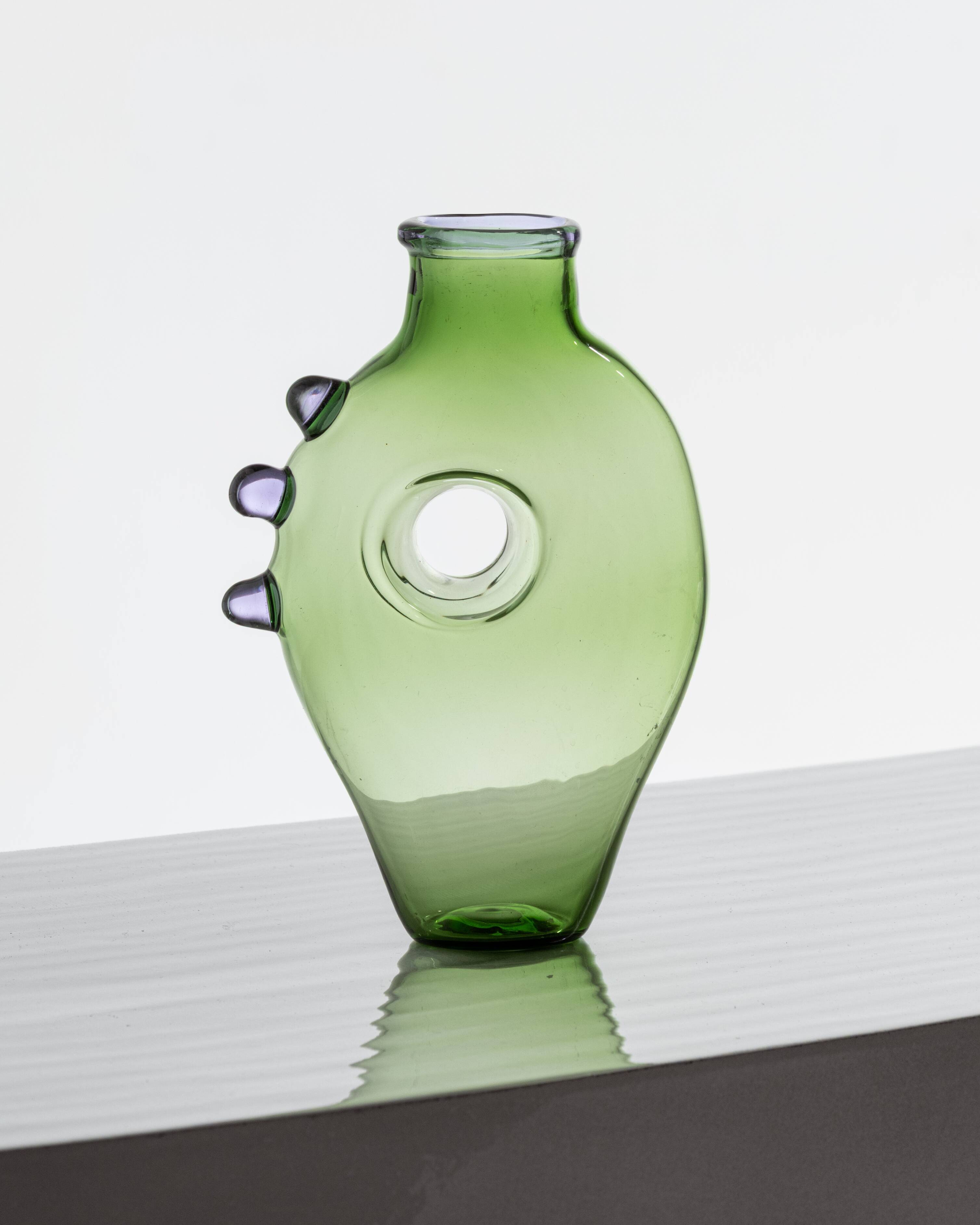 Vase heart en verre soufflé
