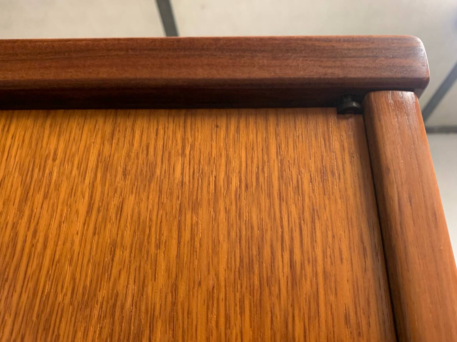 Armoire scandinave vintage en teck