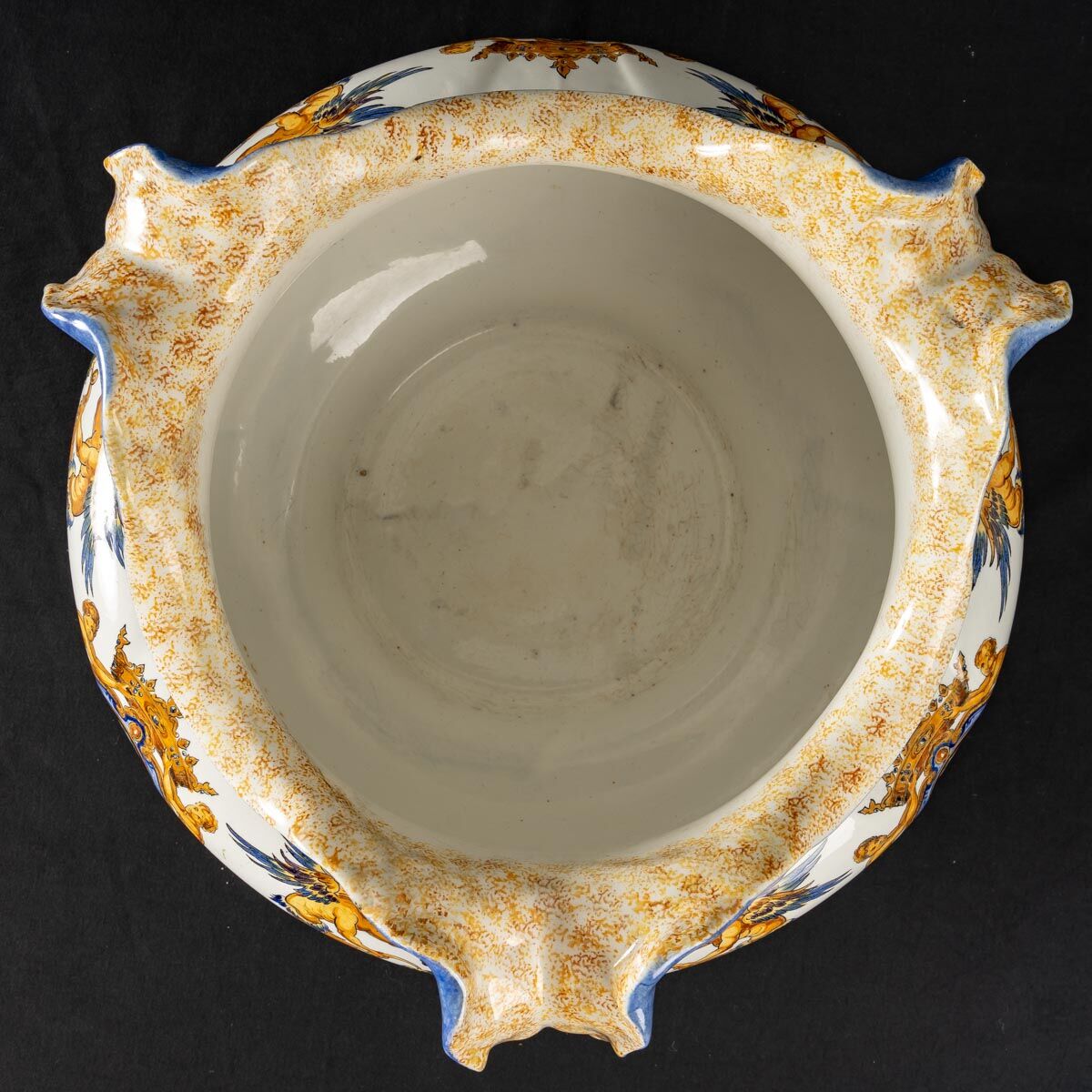 Old pot cover - gien earthenware - italian renaissance décor - xixth century