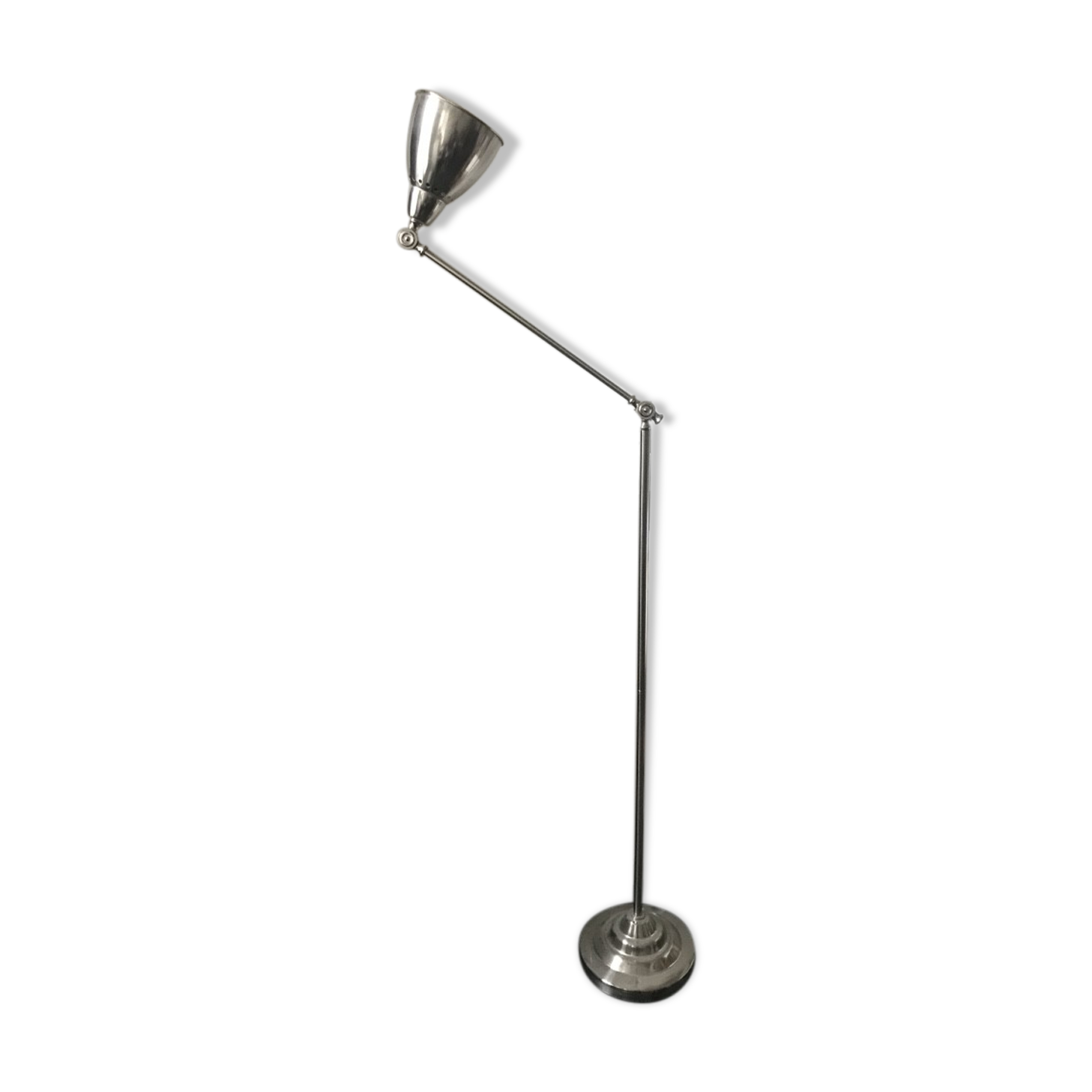Industrial lamppost