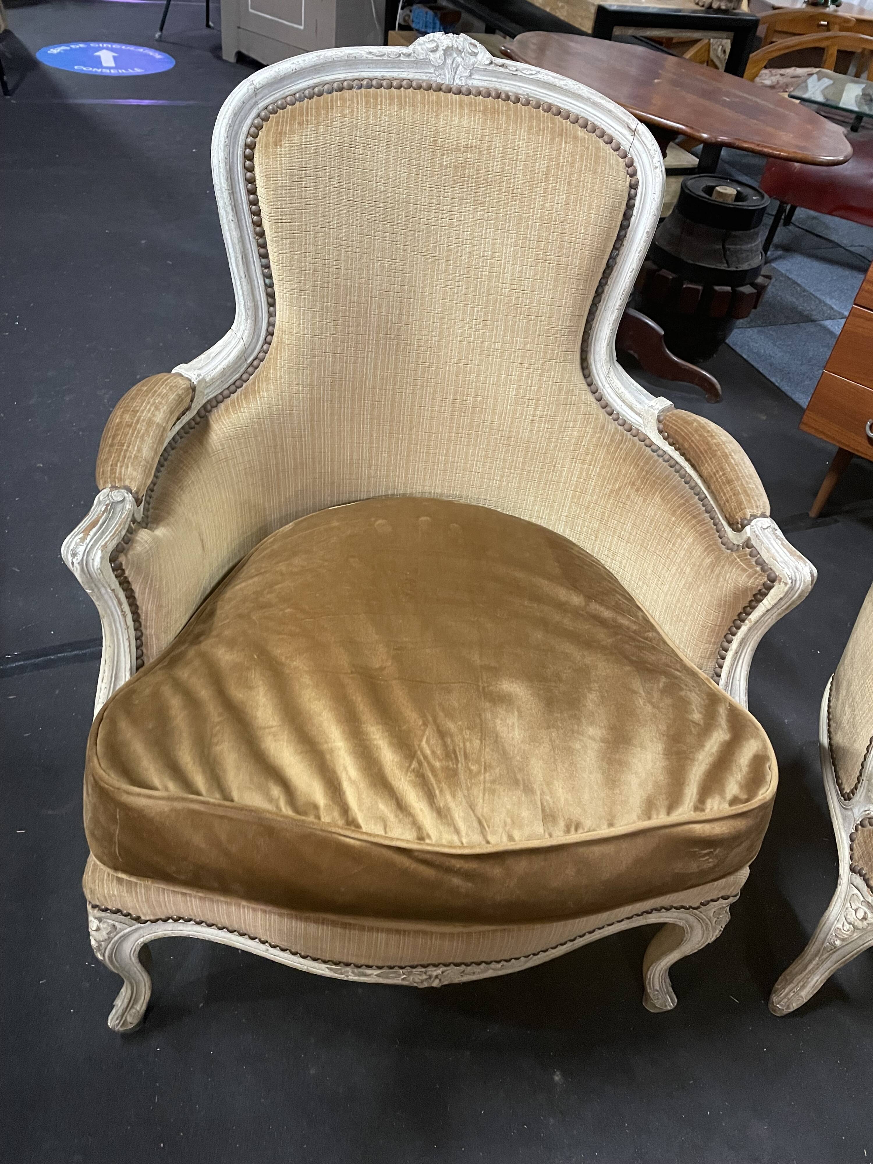 Pair of shepherdesses