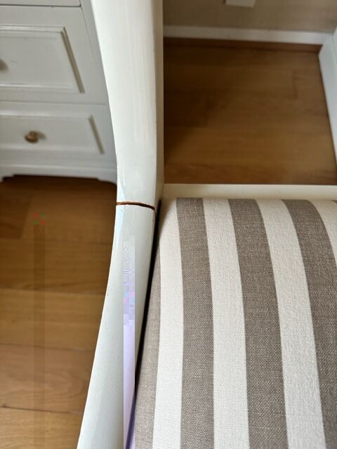 Children's desk with matching Bonnichon chair