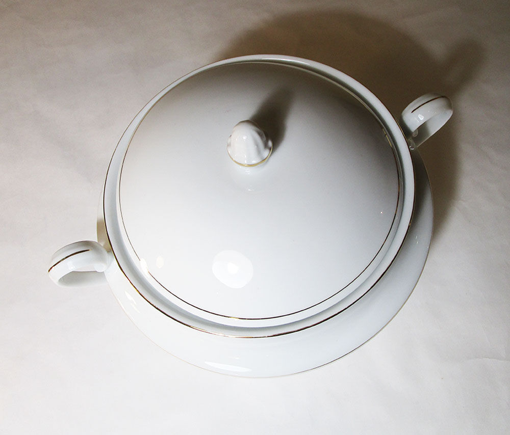 La Rose des Sables porcelain soup