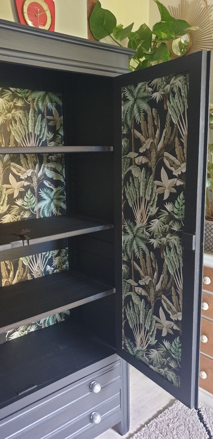 Parisian wardrobe in solid oak