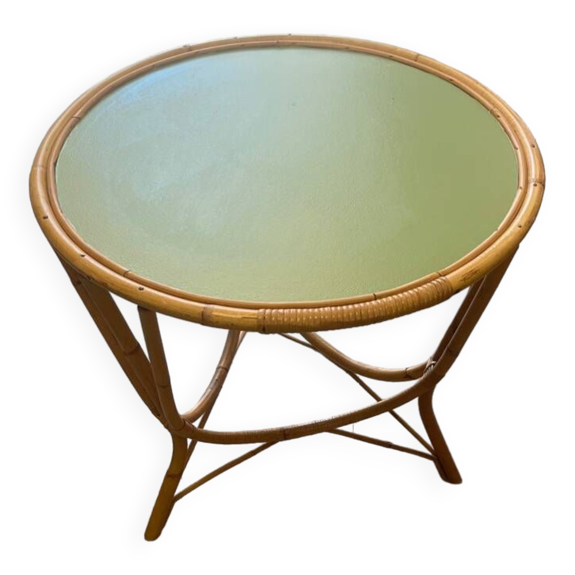 Wicker coffee table and paint