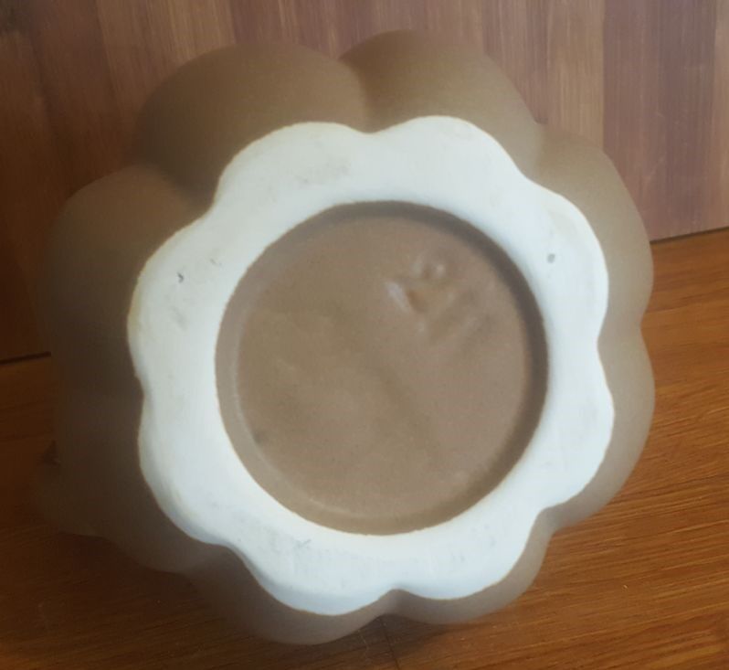 Pitcher Alpho ceramic of St Uze melon shape