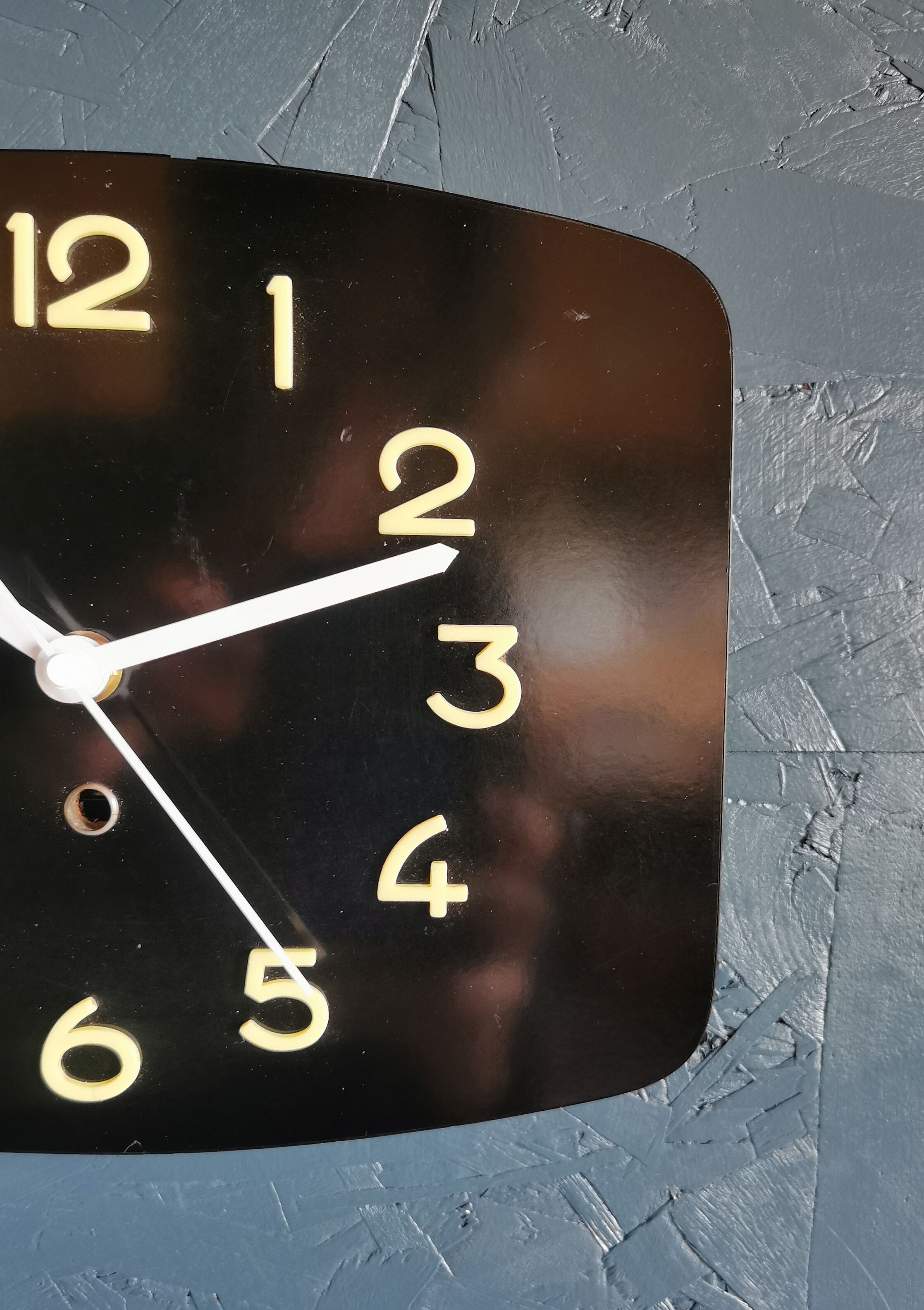 Rectangular vintage formica wall pendulum clock "Phosphorescent black"