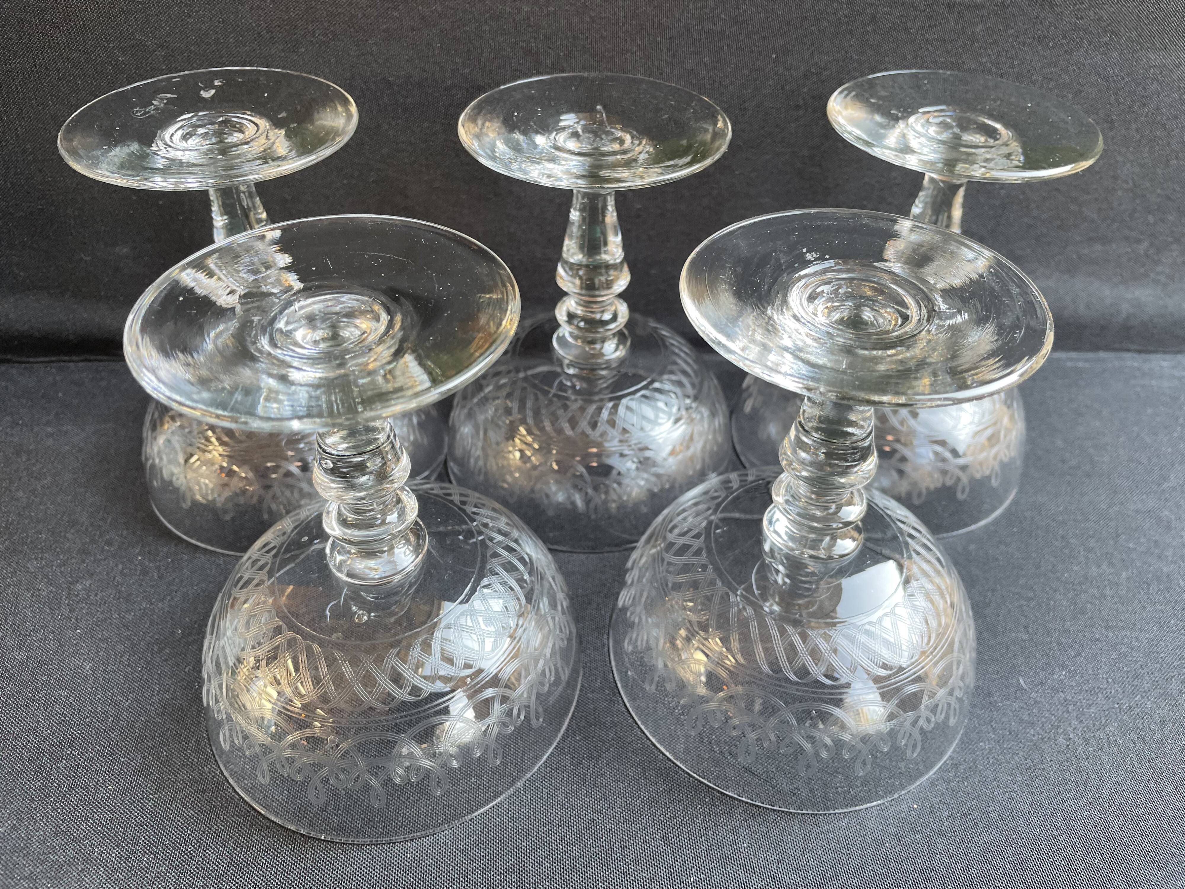 Champagne cups, art nouveau, 1/2 cristal soufflé et taillé