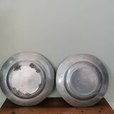 Set of 2 vintage octagonal solid metal aluminum or pewter plates