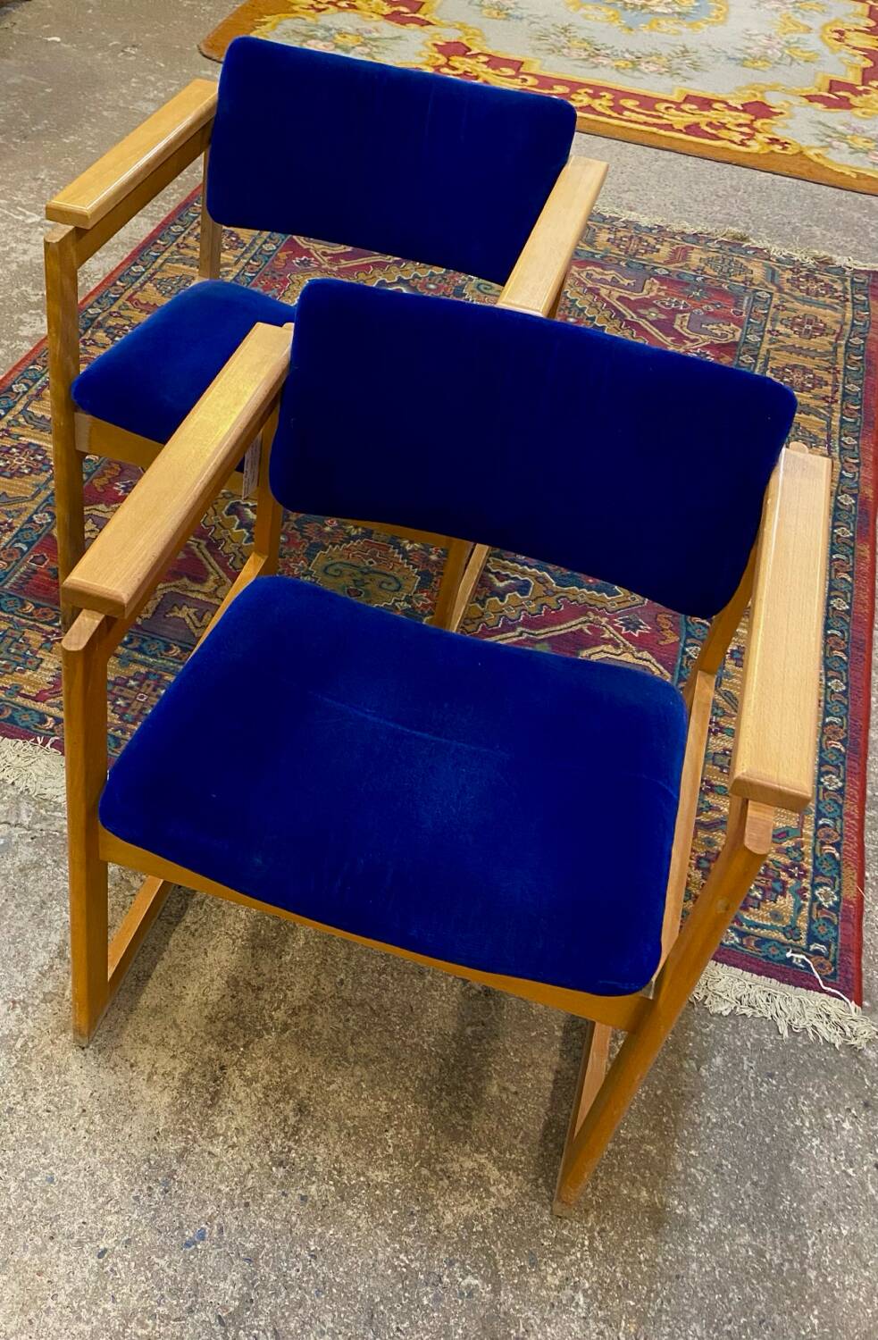 2 Fauteuils par Mortier Michel