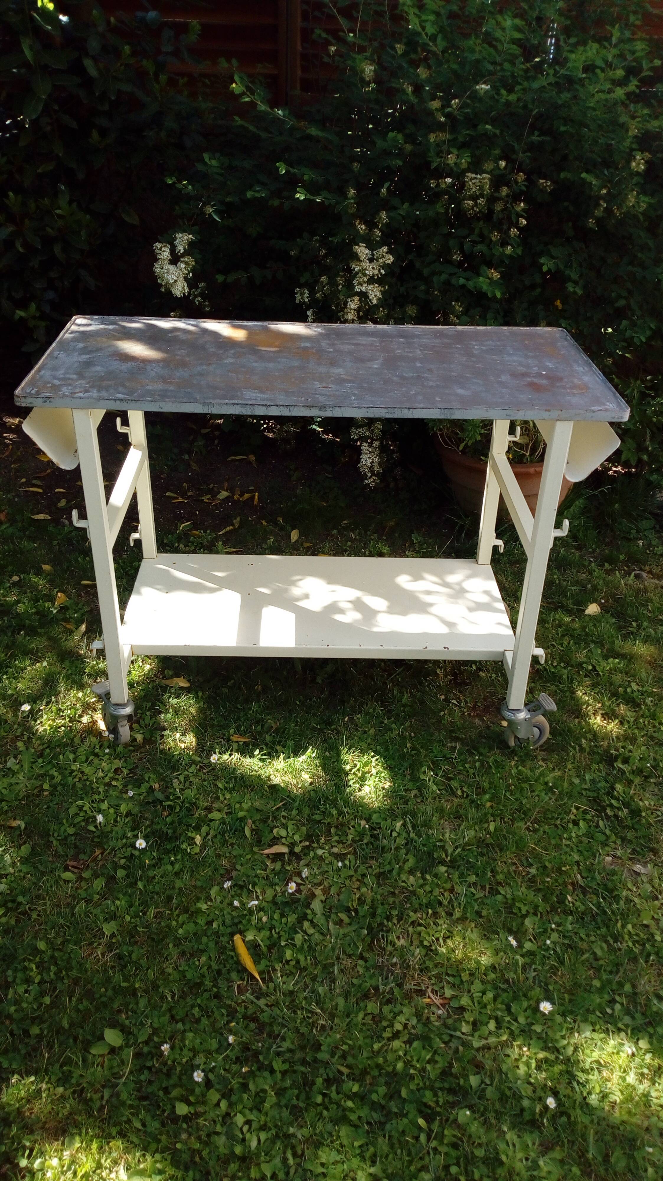 Metal table of rolling workshop