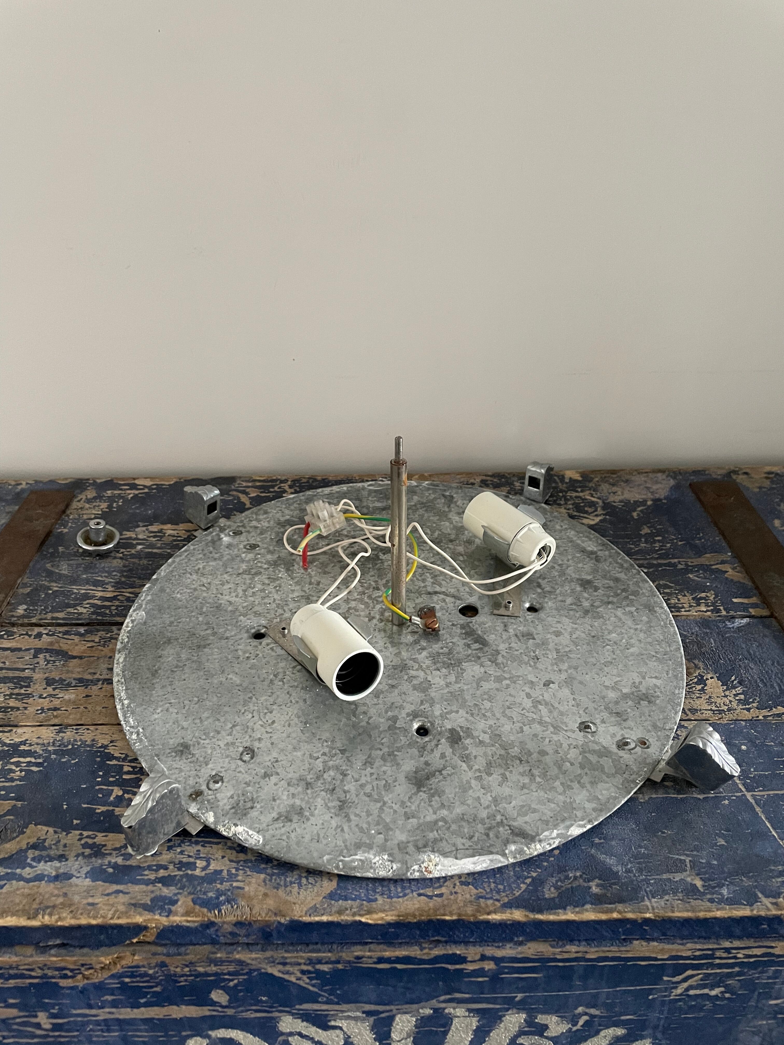 Chiseled glass ceiling lamp