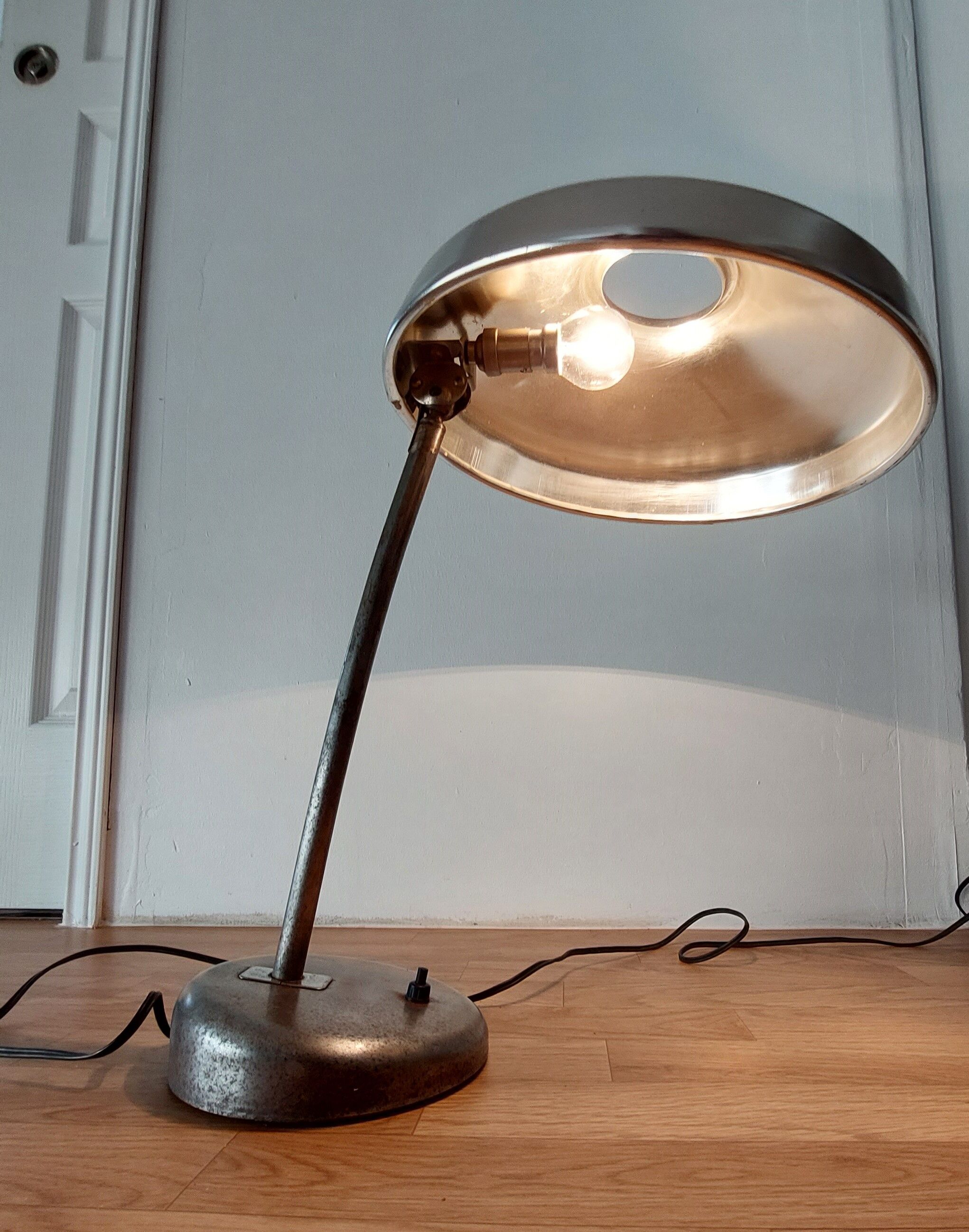 Industrial desk lamp style flying saucer, 1960.