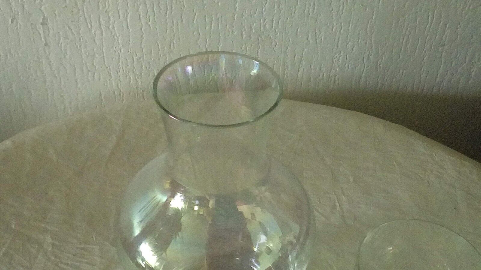 Night service in carafe glass and mother-of-pearl effect glass